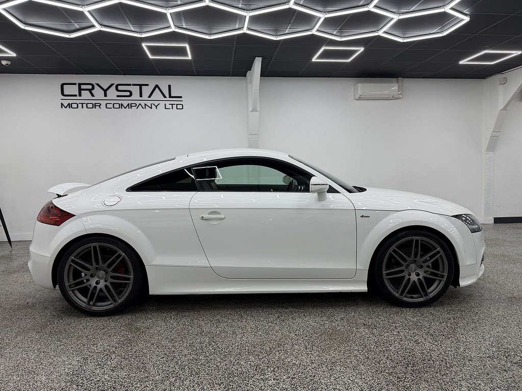 Used Audi TT 2011 for sale - 77195296: Photo 2