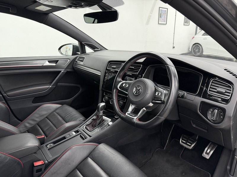 Used Volkswagen Golf 2018 for sale - 76707307: Photo 18