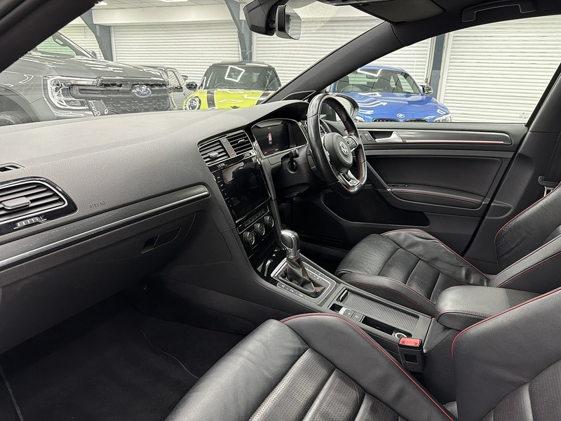 Used Volkswagen Golf 2018 for sale - 76707307: Photo 22