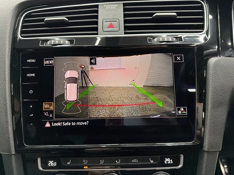 Used Volkswagen Golf 2018 for sale - 76707307: Photo 32