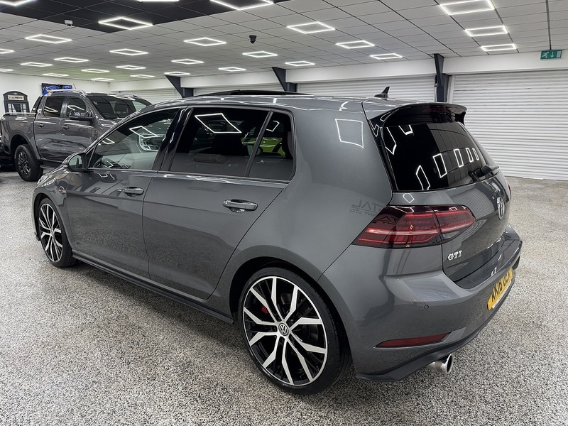 Used Volkswagen Golf 2018 for sale - 76707307: Photo 5