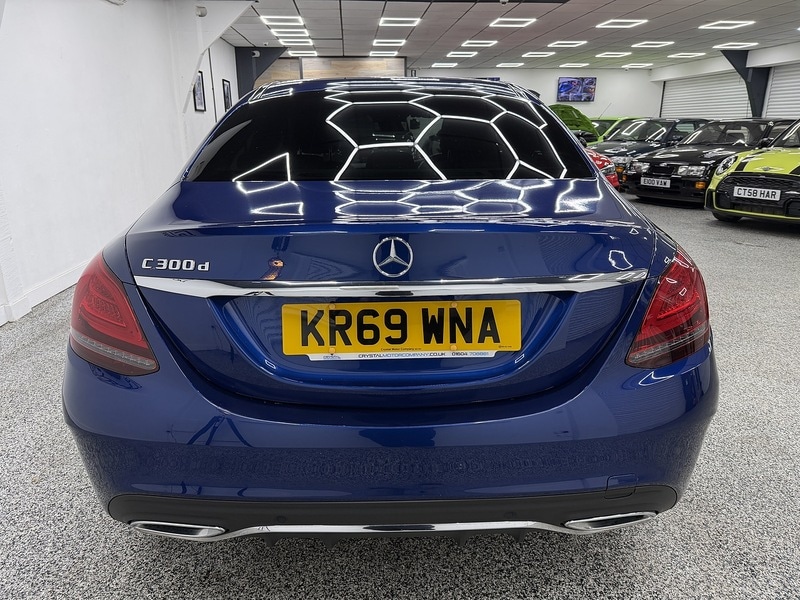 Used Mercedes-Benz C Class 2019 for sale - 76707238: Photo 4