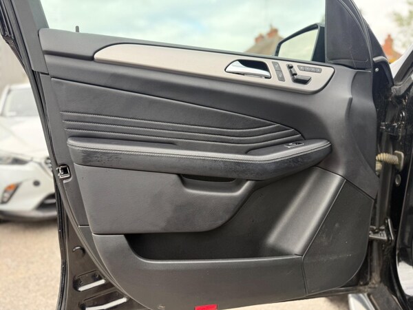Used Mercedes-Benz M Class 2015 for sale - 76273816: Photo 28