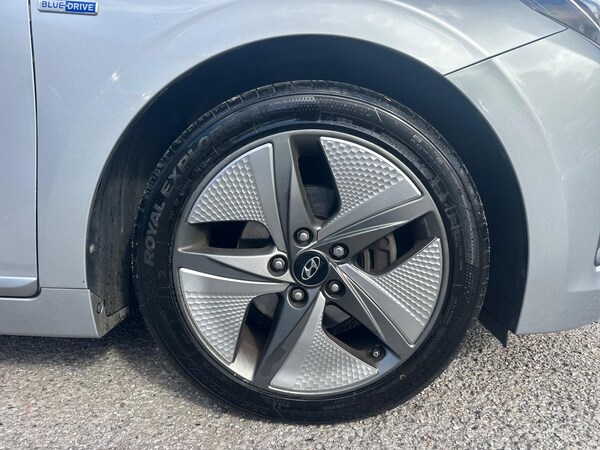 Used Hyundai IONIQ 2020 for sale - 76082404: Photo 40