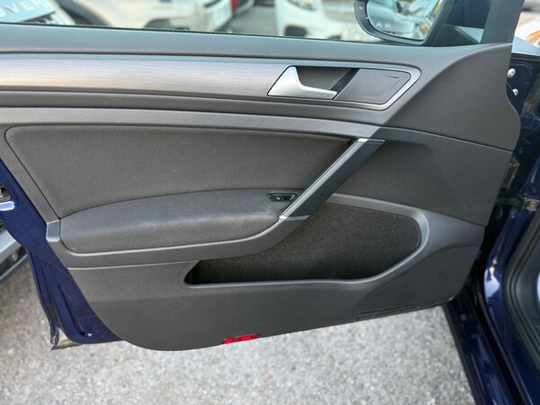 Used Volkswagen Golf 2019 for sale - 76191403: Photo 23