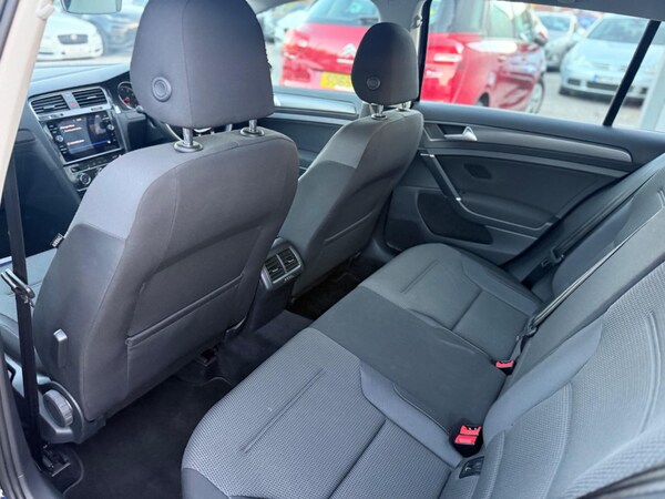Used Volkswagen Golf 2019 for sale - 76191403: Photo 31