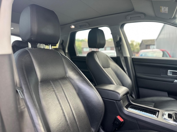 Used Land Rover Discovery Sport 2016 for sale - 76179002: Photo 16