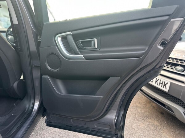 Used Land Rover Discovery Sport 2016 for sale - 76179002: Photo 18