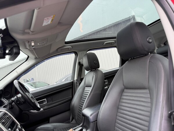 Used Land Rover Discovery Sport 2016 for sale - 76082393: Photo 32