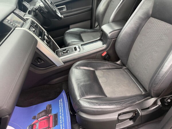 Used Land Rover Discovery Sport 2016 for sale - 76165199: Photo 32