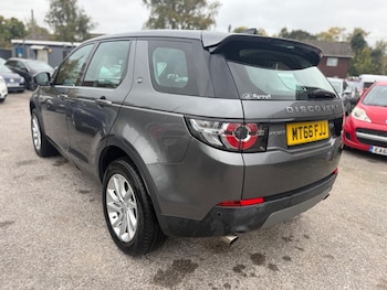 Used Land Rover Discovery Sport 2016 for sale - 76165199: Photo 4