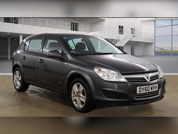 Vauxhall - Astra