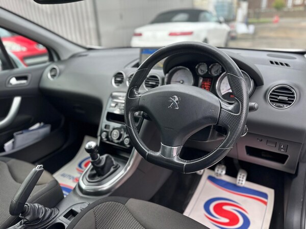 Used Peugeot 308 2013 for sale - 76165160: Photo 10