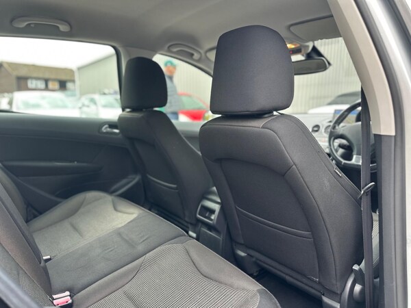 Used Peugeot 308 2013 for sale - 76165160: Photo 17
