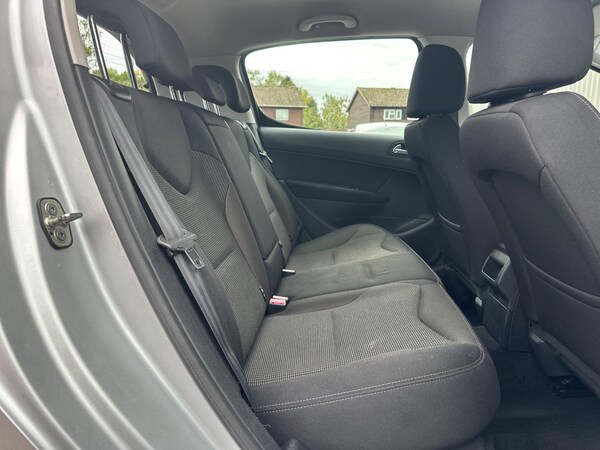 Used Peugeot 308 2013 for sale - 76165160: Photo 18