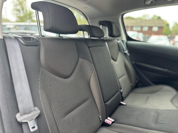 Used Peugeot 308 2013 for sale - 76165160: Photo 19