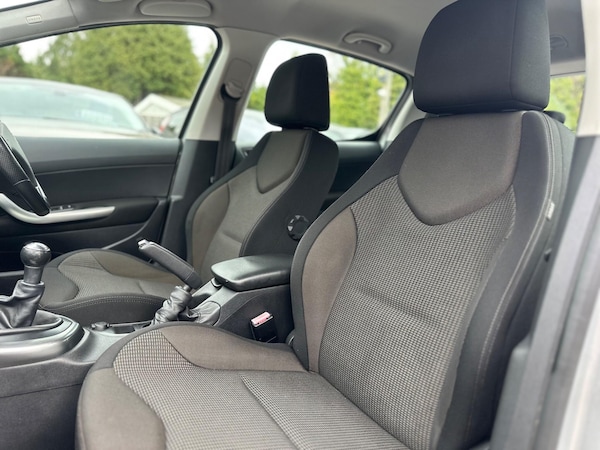Used Peugeot 308 2013 for sale - 76165160: Photo 30