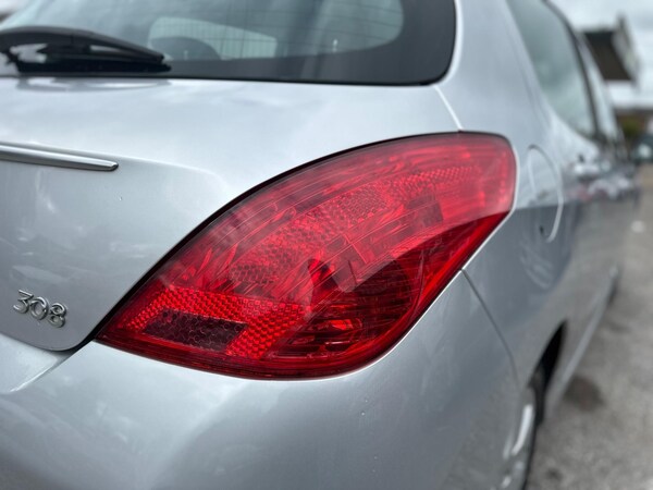 Used Peugeot 308 2013 for sale - 76165160: Photo 32