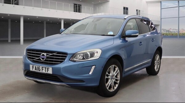 Used Volvo XC60 2016 for sale - 76273787: Photo 2