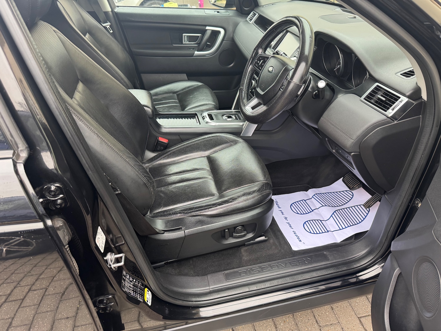 Used Land Rover Discovery Sport 2017 for sale - 77231517: Photo 29