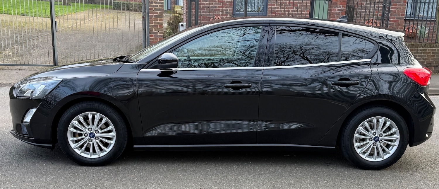 Used Ford Focus 2021 for sale - 77771433: Photo 5