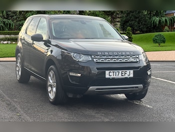 Used Land Rover Discovery Sport 2017 for sale - 79082313: Photo