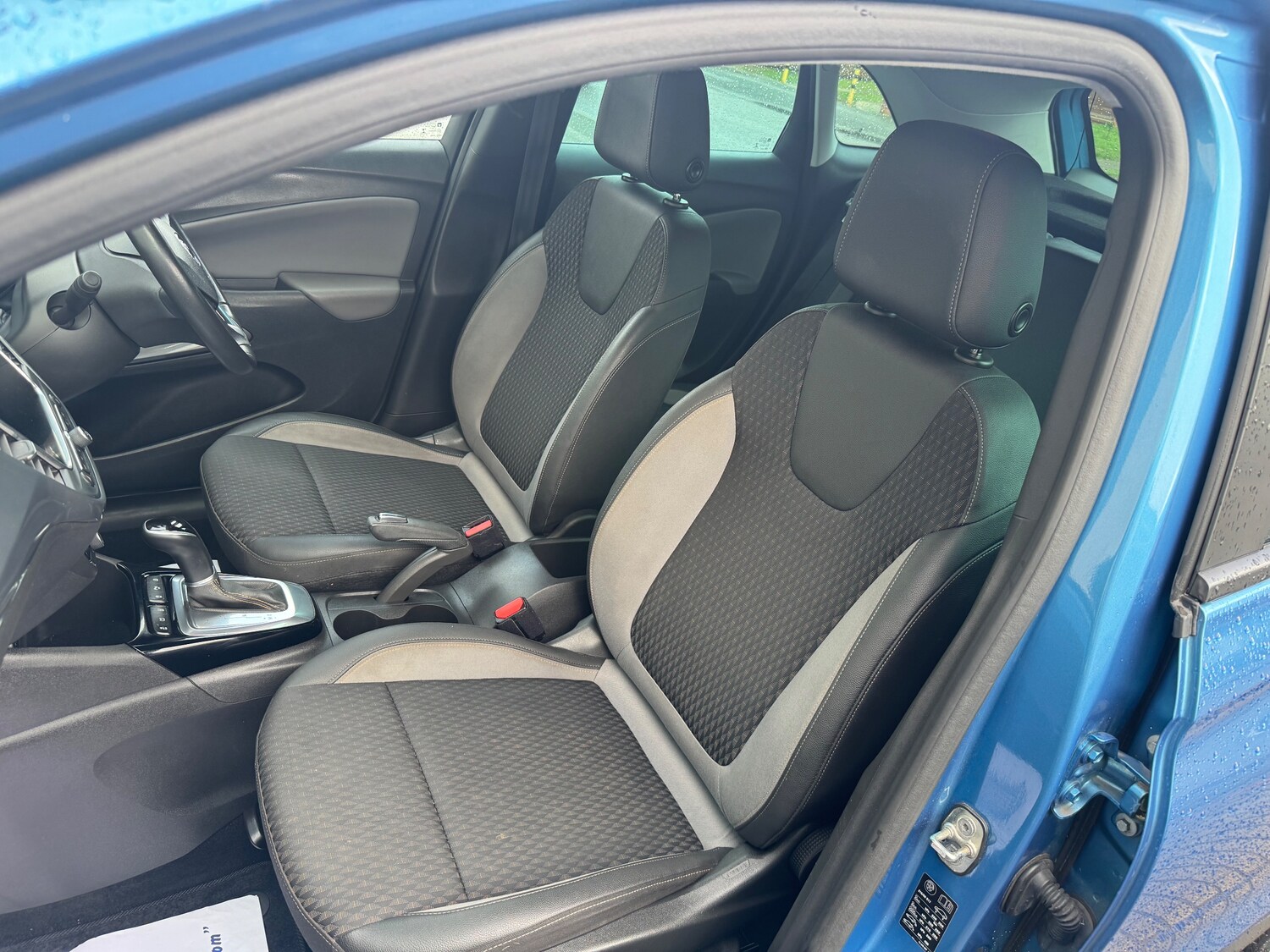 Vehicle 29