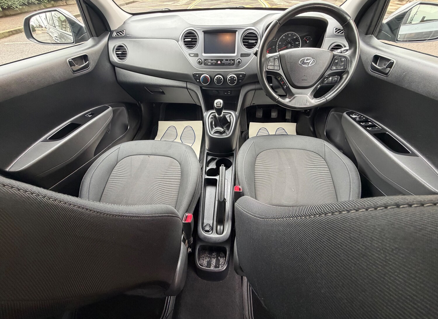 Used Hyundai i10 2019 for sale - 77636631: Photo 28