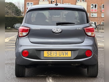 Used Hyundai i10 2019 for sale - 77636631: Photo