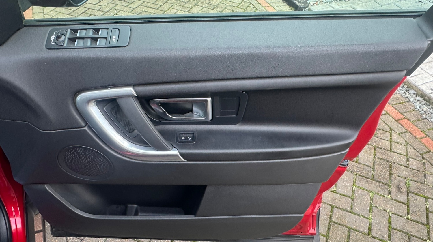 Used Land Rover Discovery Sport 2016 for sale - 78216067: Photo 36