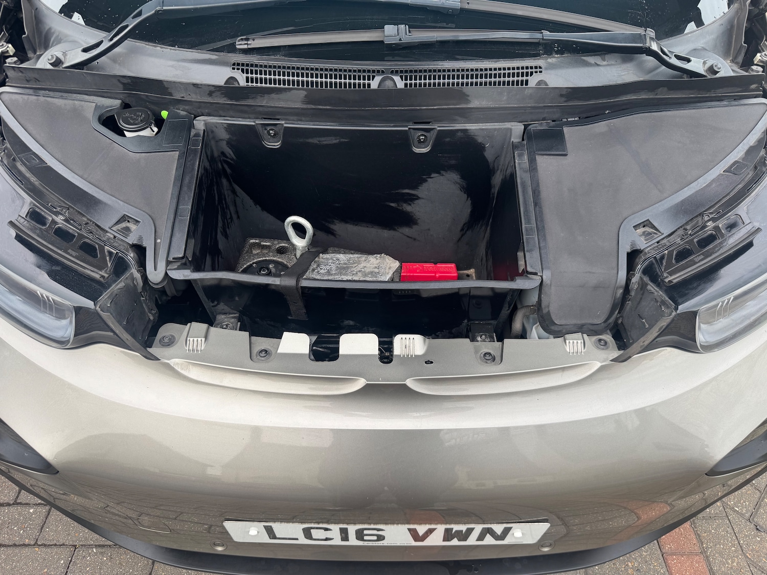 Vehicle 27