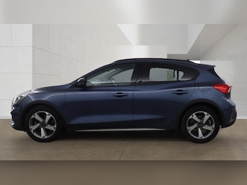 Used Ford Focus 2020 for sale - 78118126: Photo