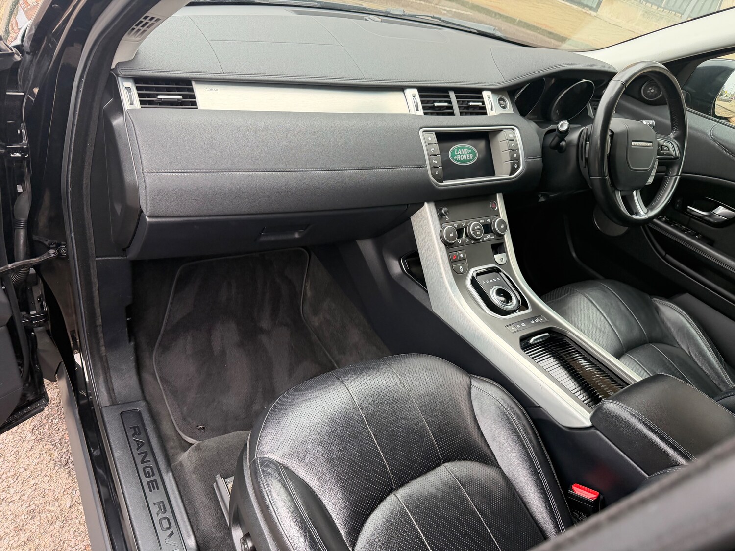 Used Land Rover Range Rover Evoque 2017 for sale - 77710961: Photo 28