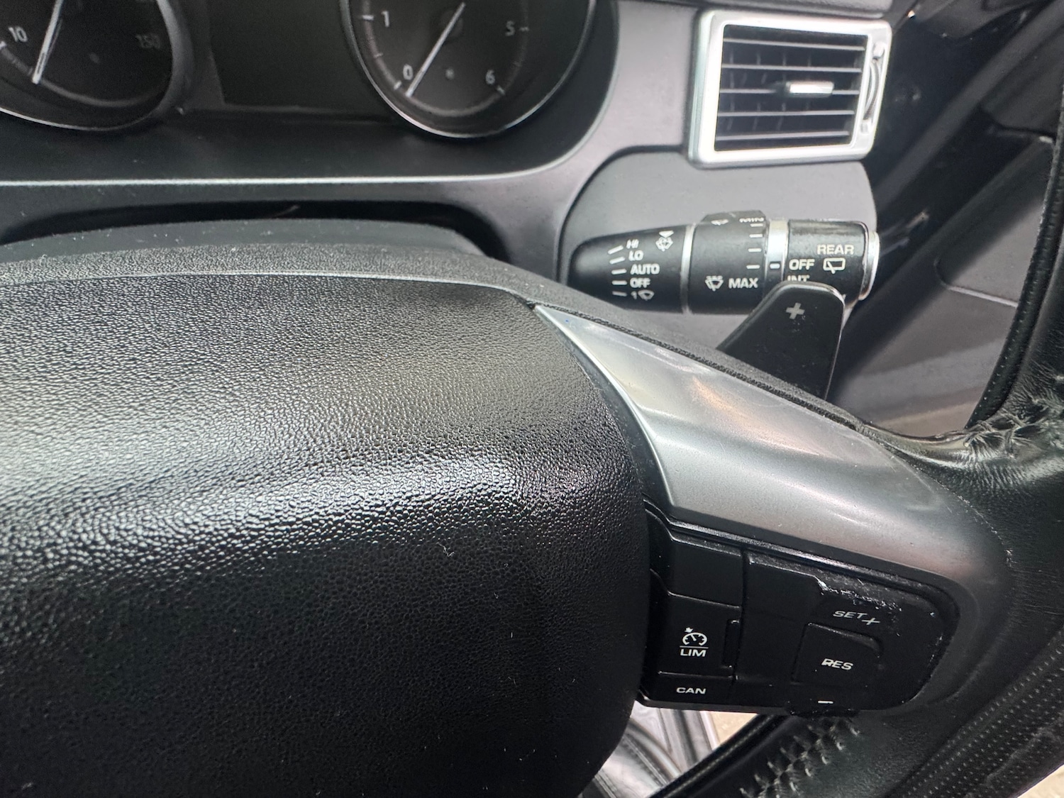 Used Land Rover Discovery Sport 2017 for sale - 77974073: Photo 34