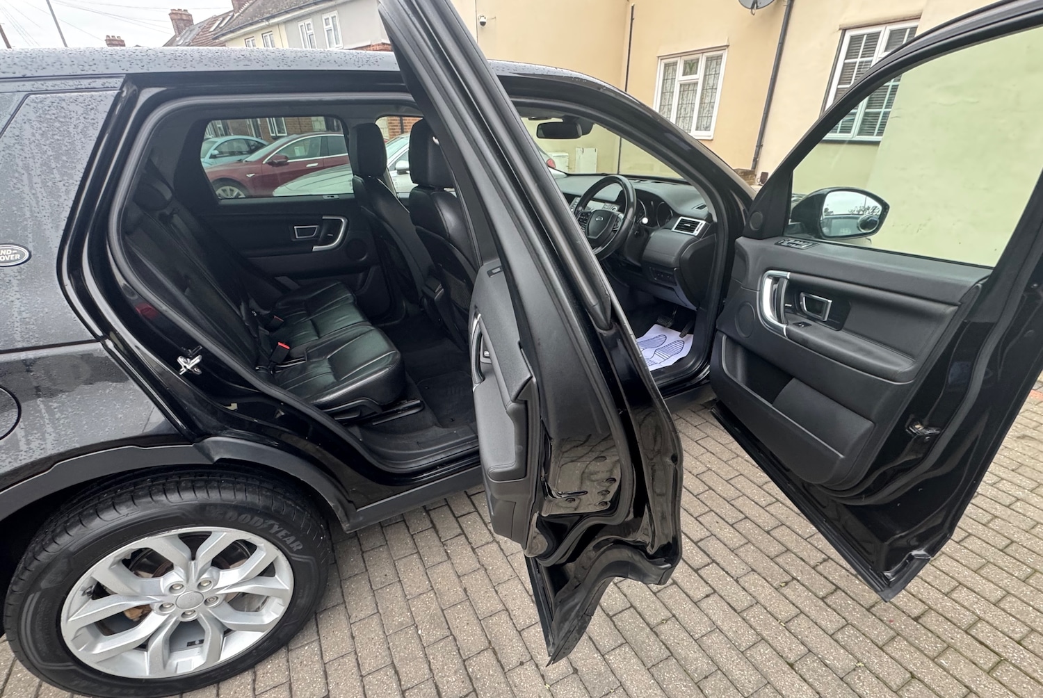 Used Land Rover Discovery Sport 2017 for sale - 77974073: Photo 40