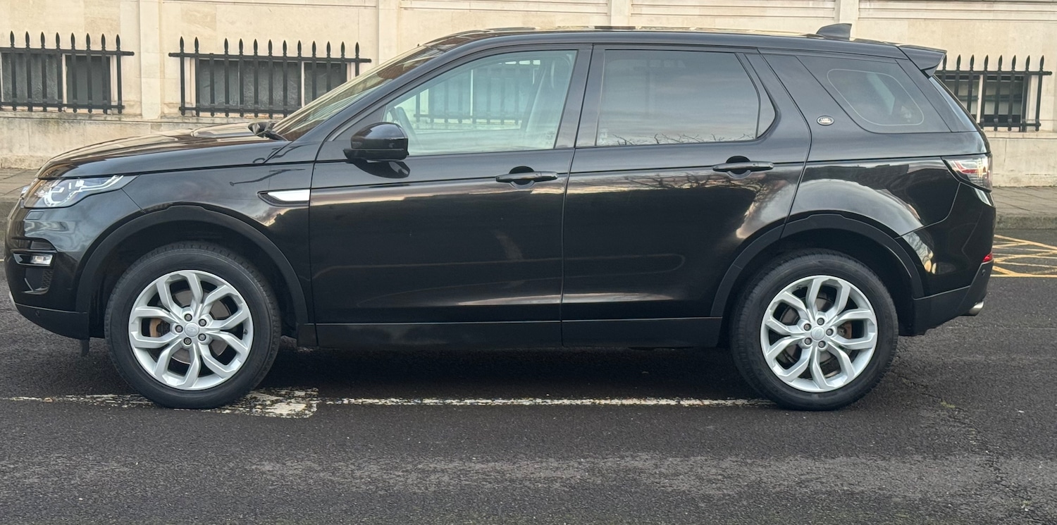 Used Land Rover Discovery Sport 2017 for sale - 77974073: Photo 5