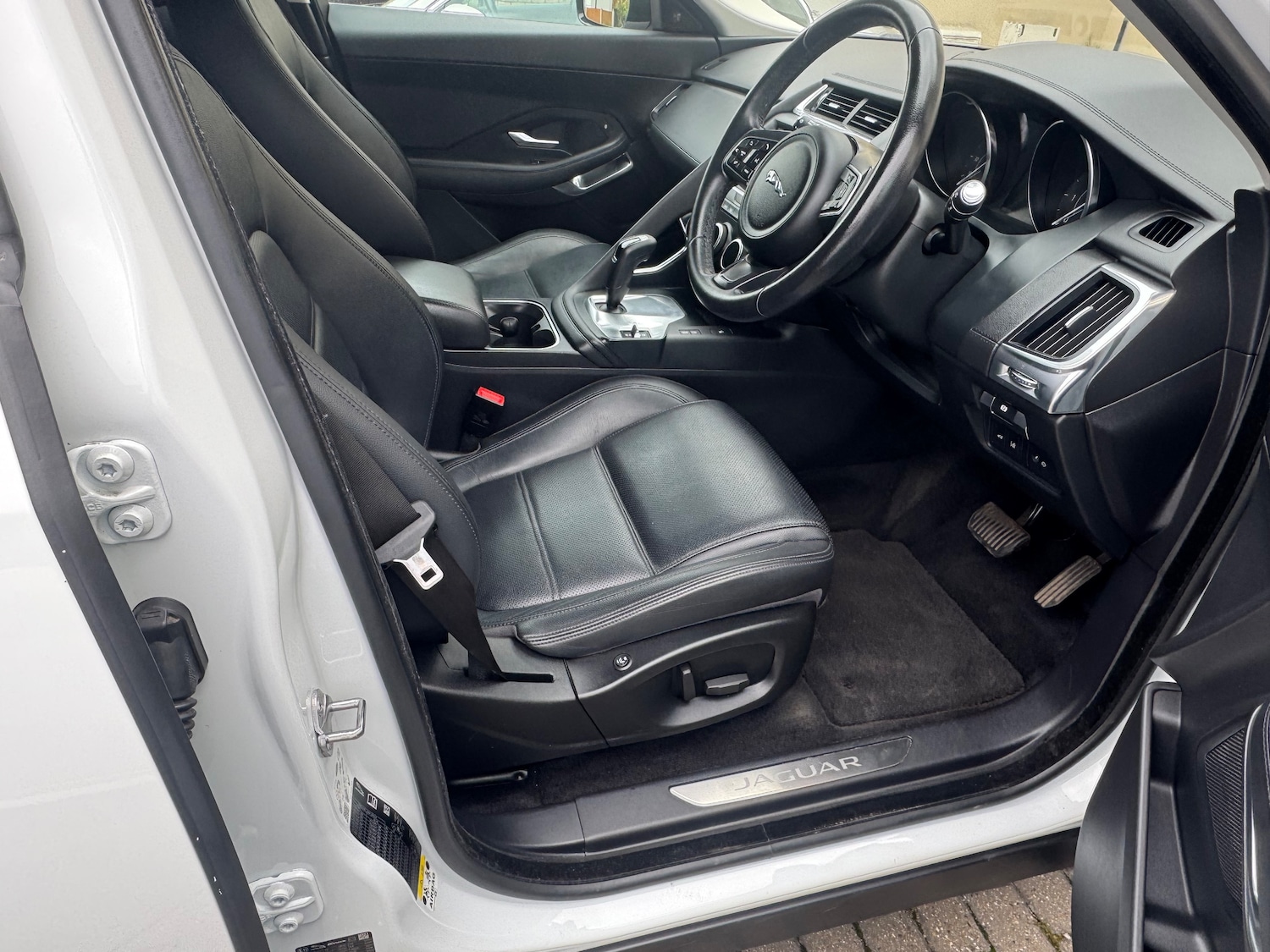 Used Jaguar E-Pace 2019 for sale - 77231527: Photo 30