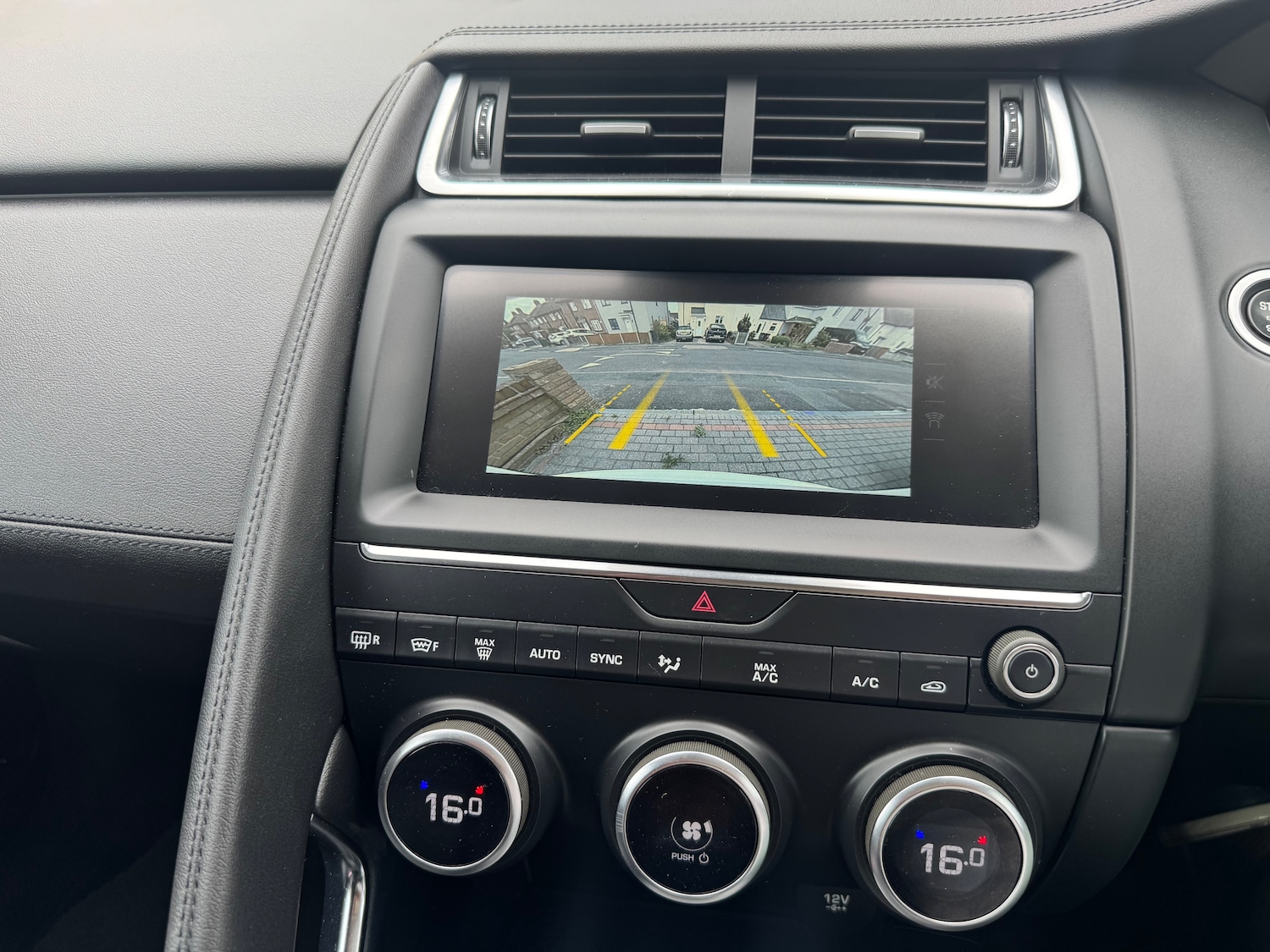 Used Jaguar E-Pace 2019 for sale - 77231527: Photo 40