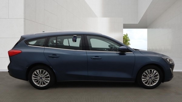 Used Ford Focus 2019 for sale - 78163007: Photo 3