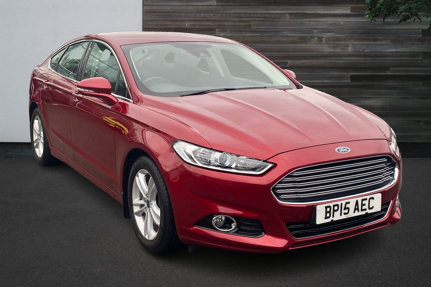 Used Ford Mondeo 2015 for sale - 76717100: Photo 1