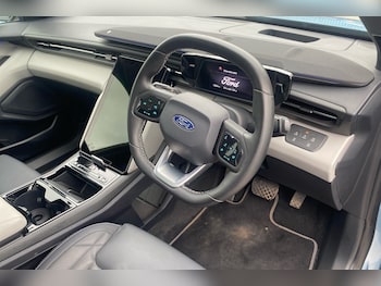 Used Ford Explorer 2025 for sale - 78139241: Photo