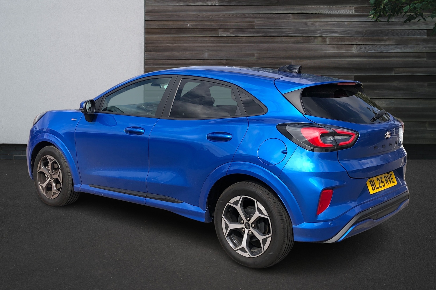 Used Ford Puma 2025 for sale - 76679689: Photo 2