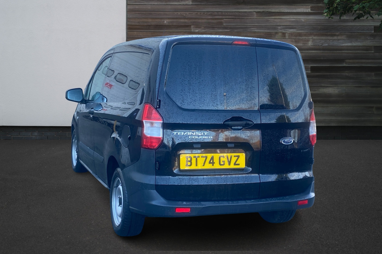 Used Ford Transit Courier 2024 for sale - 76677415: Photo 2