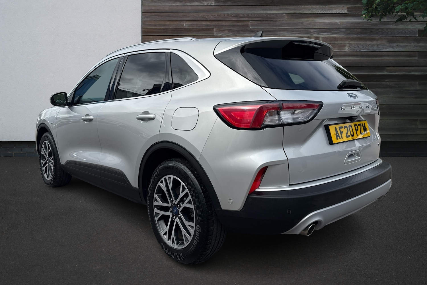 Used Ford Kuga 2020 for sale - 76681130: Photo 2