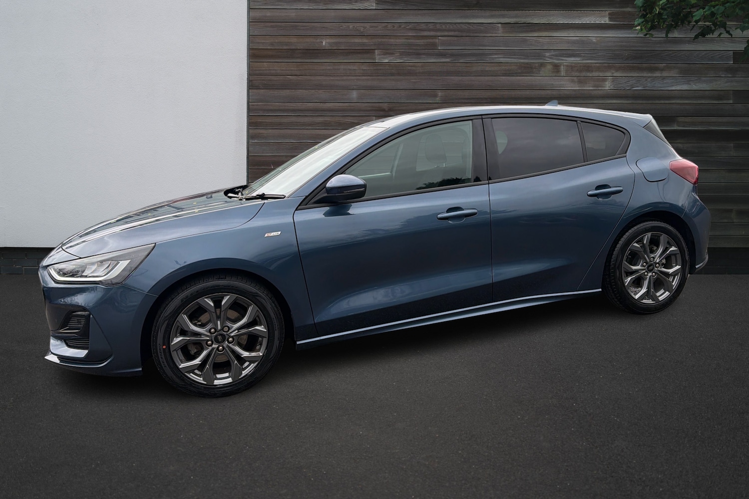 Used Ford Focus 2023 for sale - 76675494: Photo 9