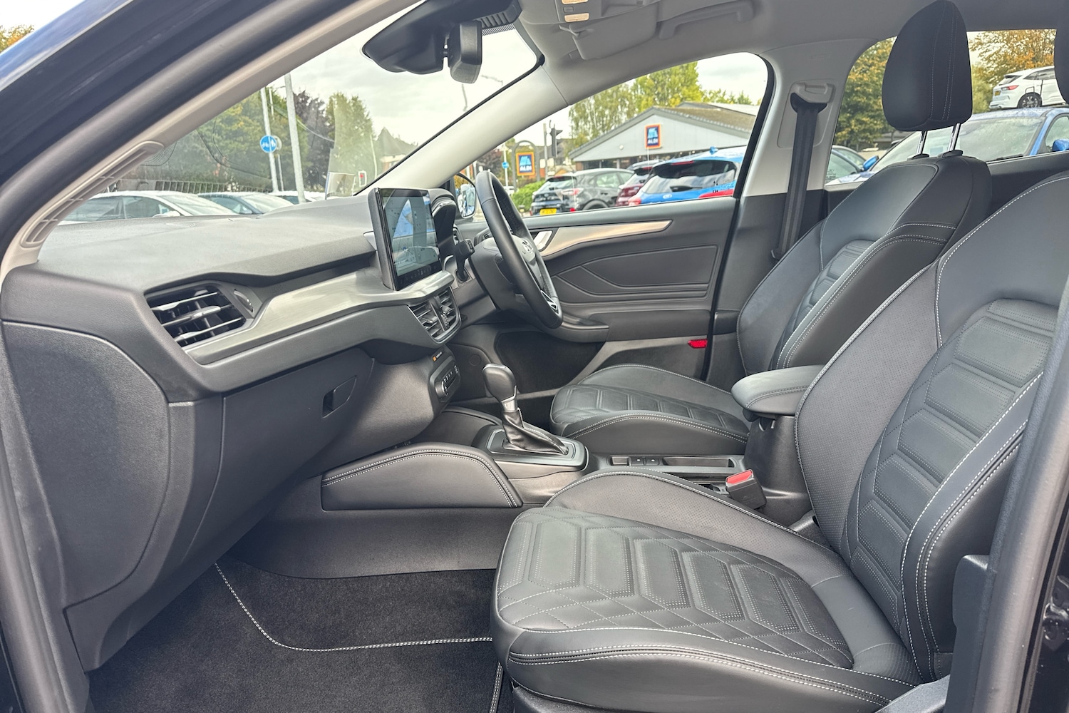 Used Ford Focus 2024 for sale - 76677889: Photo 6