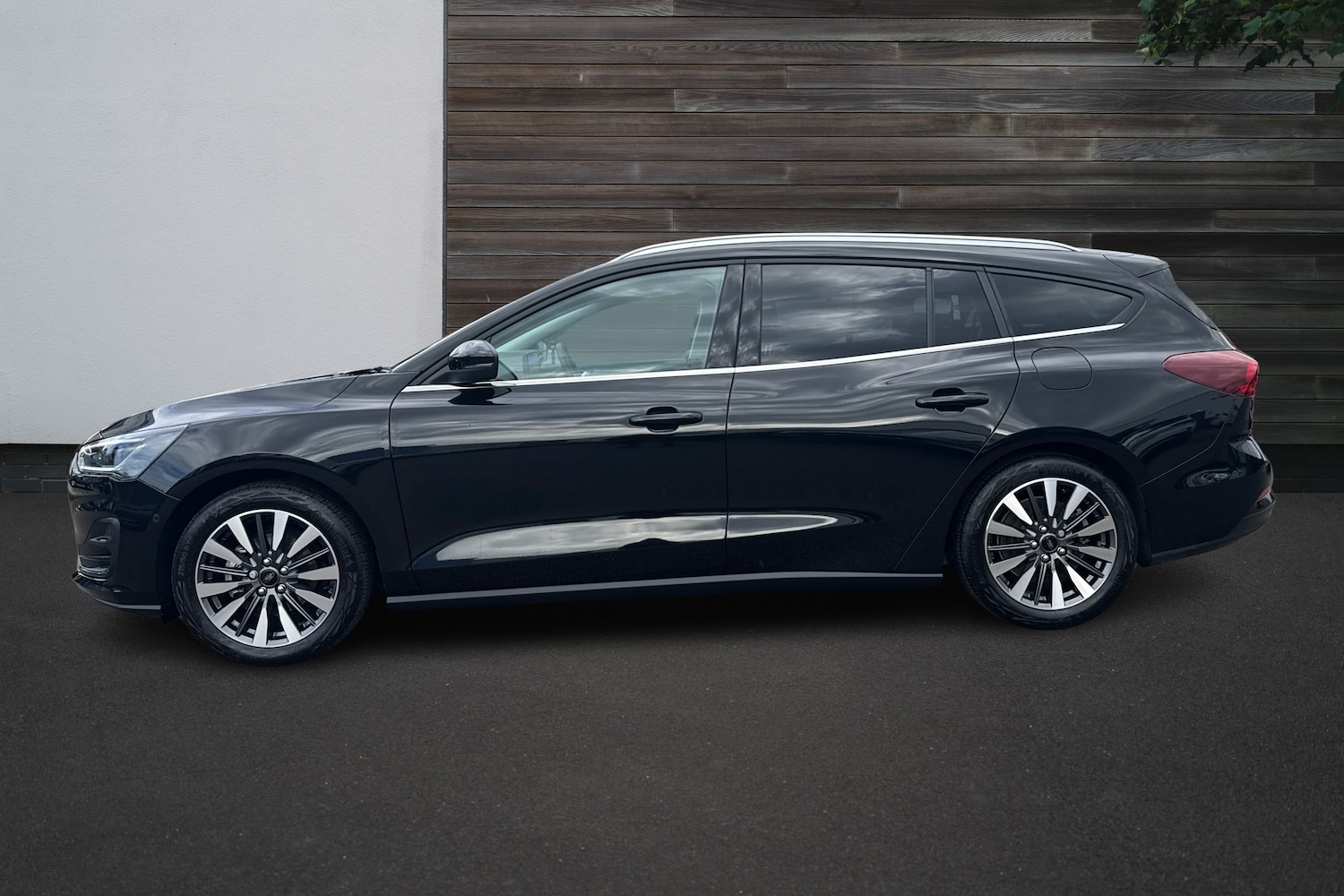 Used Ford Focus 2024 for sale - 76677889: Photo 9