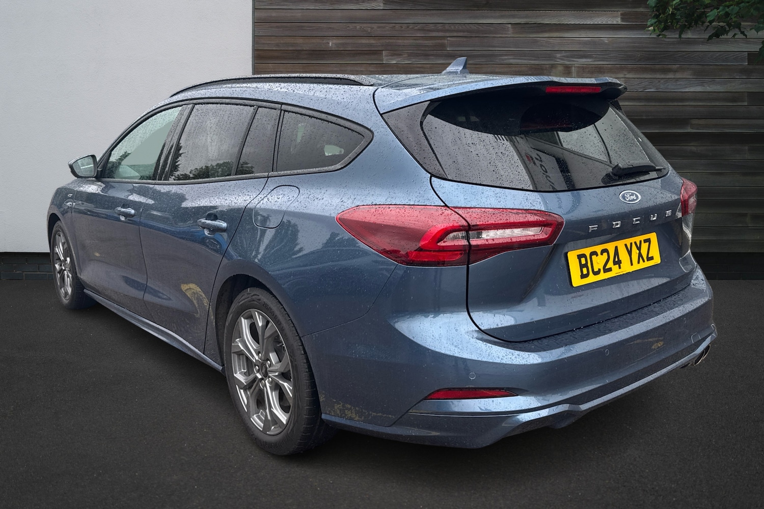 Used Ford Focus 2024 for sale - 76677624: Photo 2