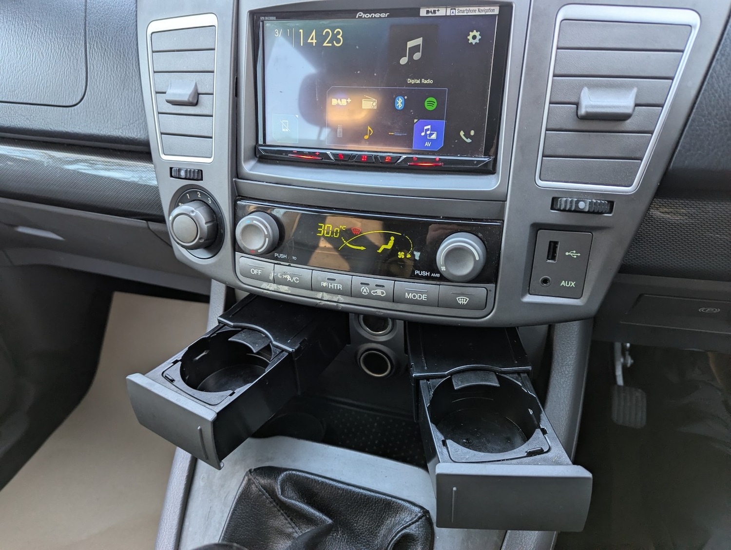 Used Ssangyong Turismo 2014 for sale - 77096916: Photo 22