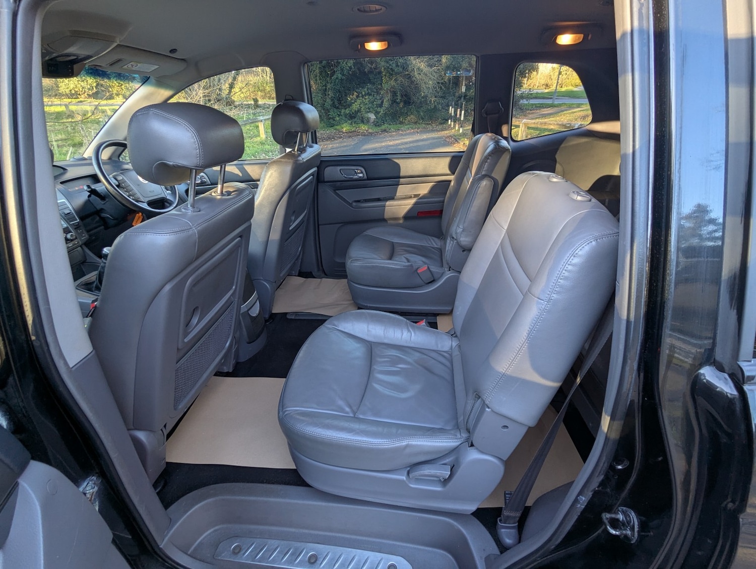 Used Ssangyong Turismo 2014 for sale - 77749934: Photo 40